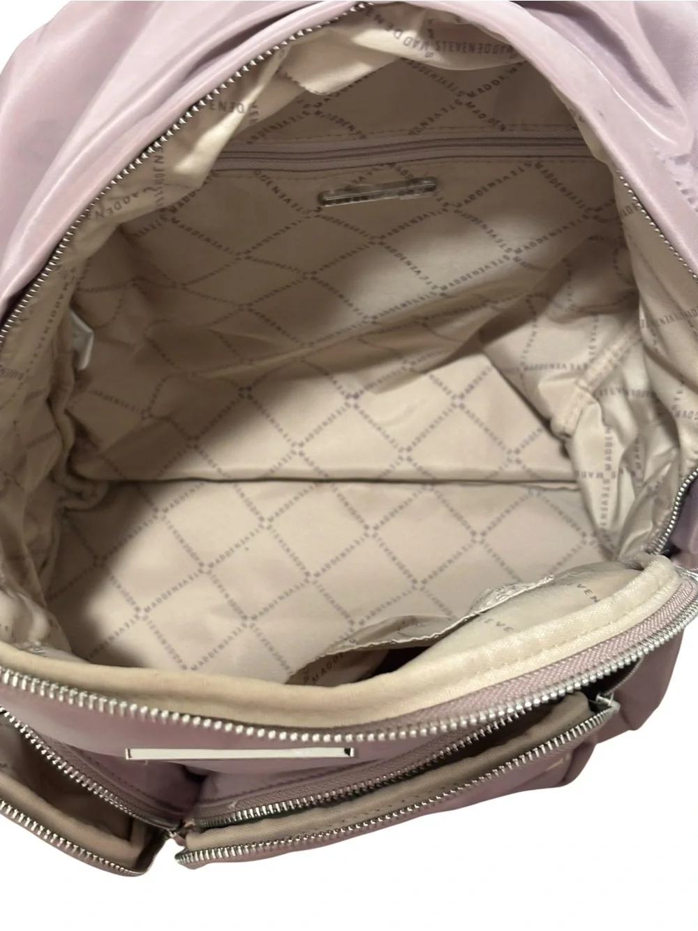 Steve Madden sleek nylon